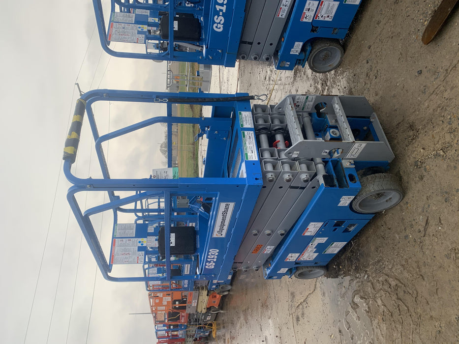 2020 Genie GS-1930 Fixed rails with chain entry gate - Pre A92.20