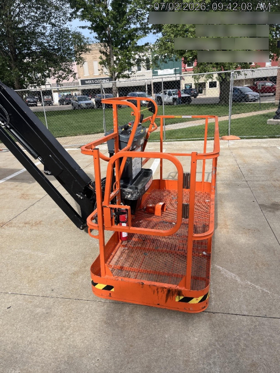 2025 JLG 660SJ