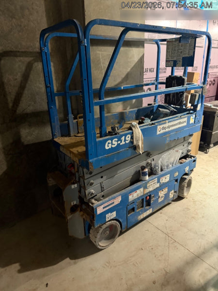 2019 Genie GS-1930 Fixed Rails with Chain Entry