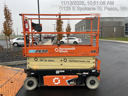 2022 JLG ES2632