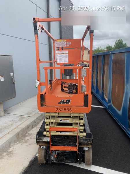 2022 JLG ES1932