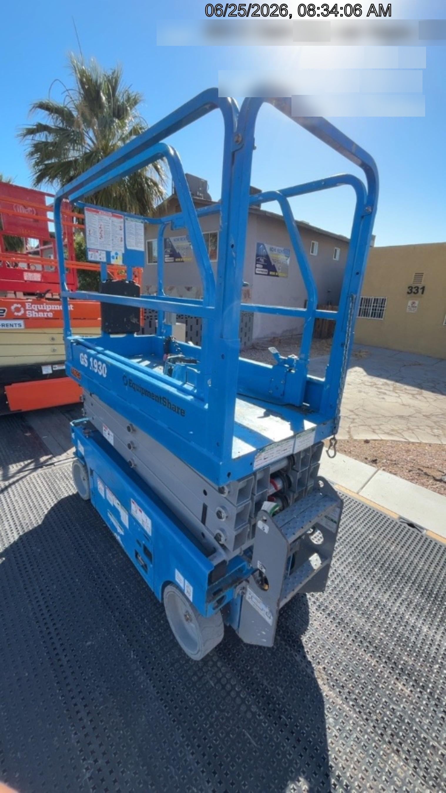 2019 Genie GS-1930 Fixed rails with chain Entry