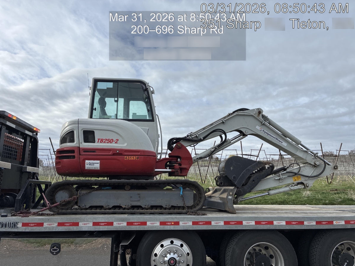 2024 TAKEUCHI TB250-2CR