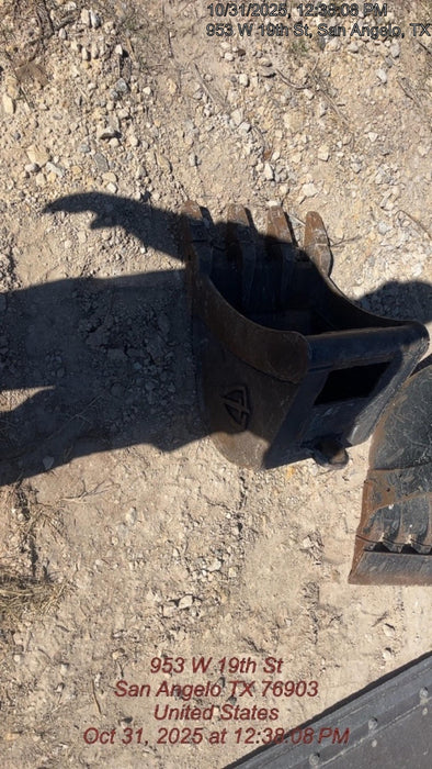 2020 STRICKLAND 18" Bucket Tooth - Strickland