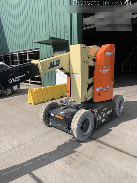 2025 JLG E300AJP