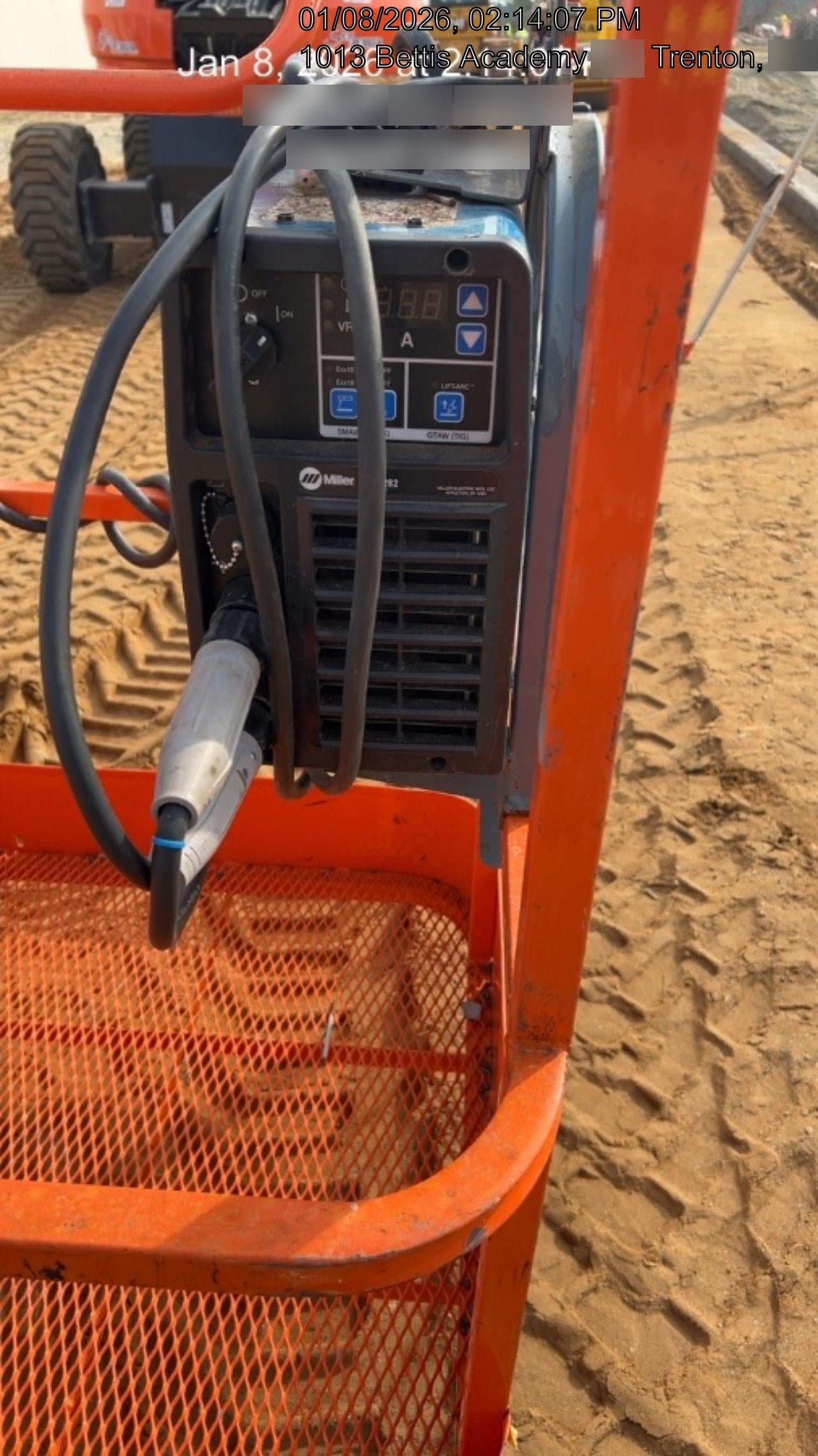 2025 MILLER ELECTRIC CST-282