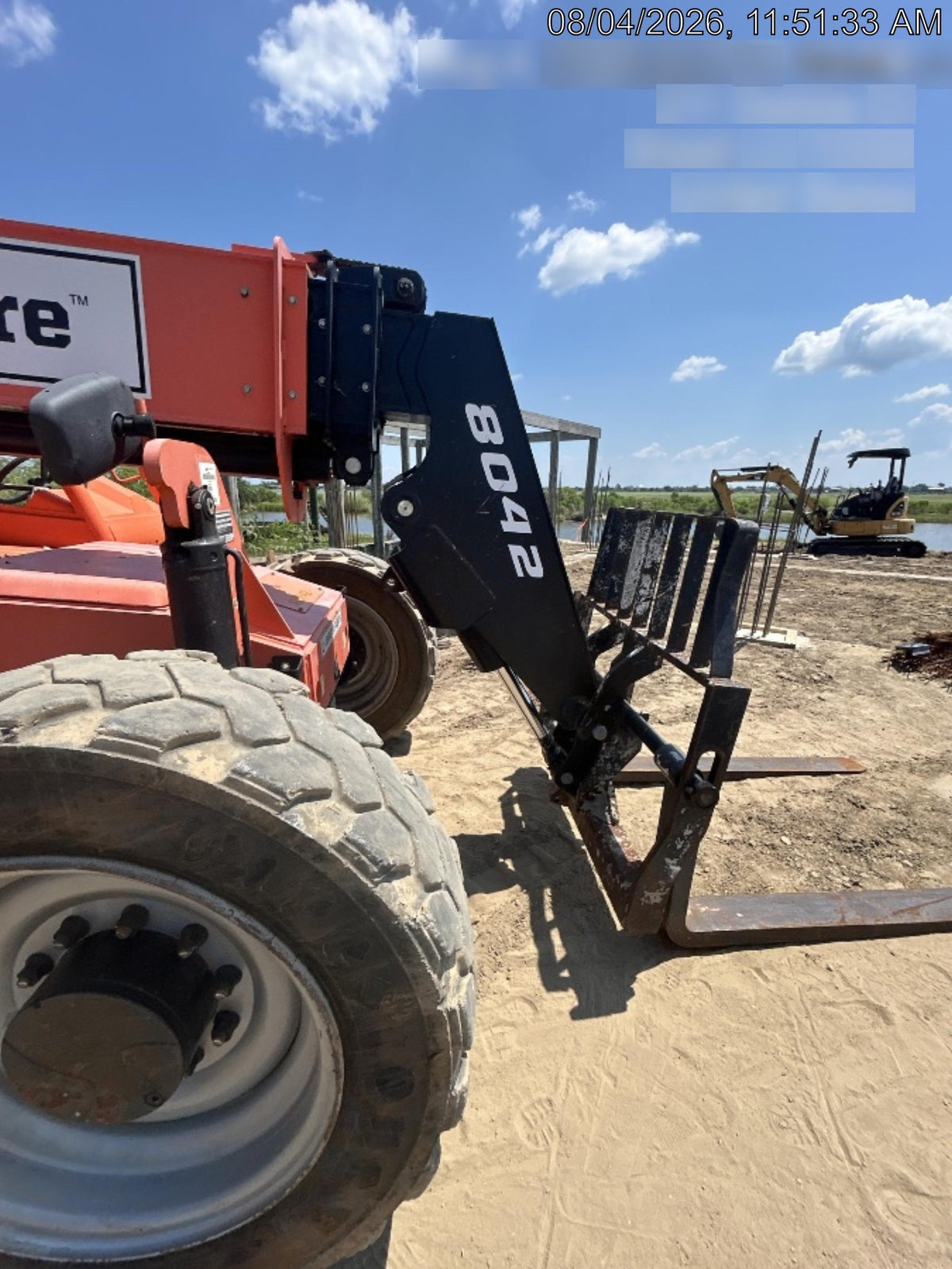 2021 SKYTRAK 8042