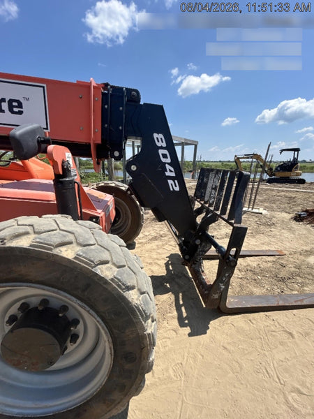 2021 SKYTRAK 8042