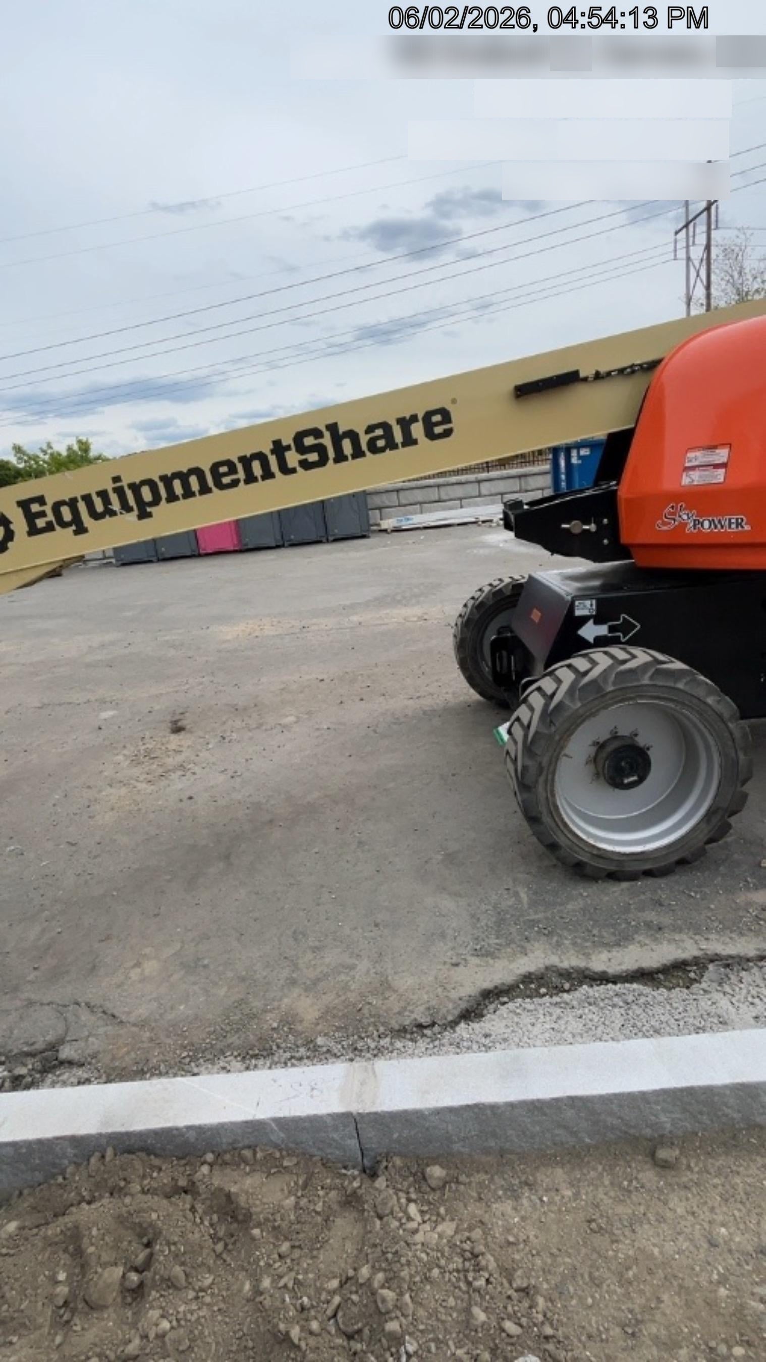 2024 JLG 660SJ