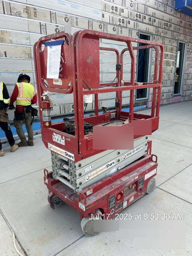 2019 MEC 1330SE MEC 1330SE w/ES Track Hardware, Full Extended 2 Year Warranty