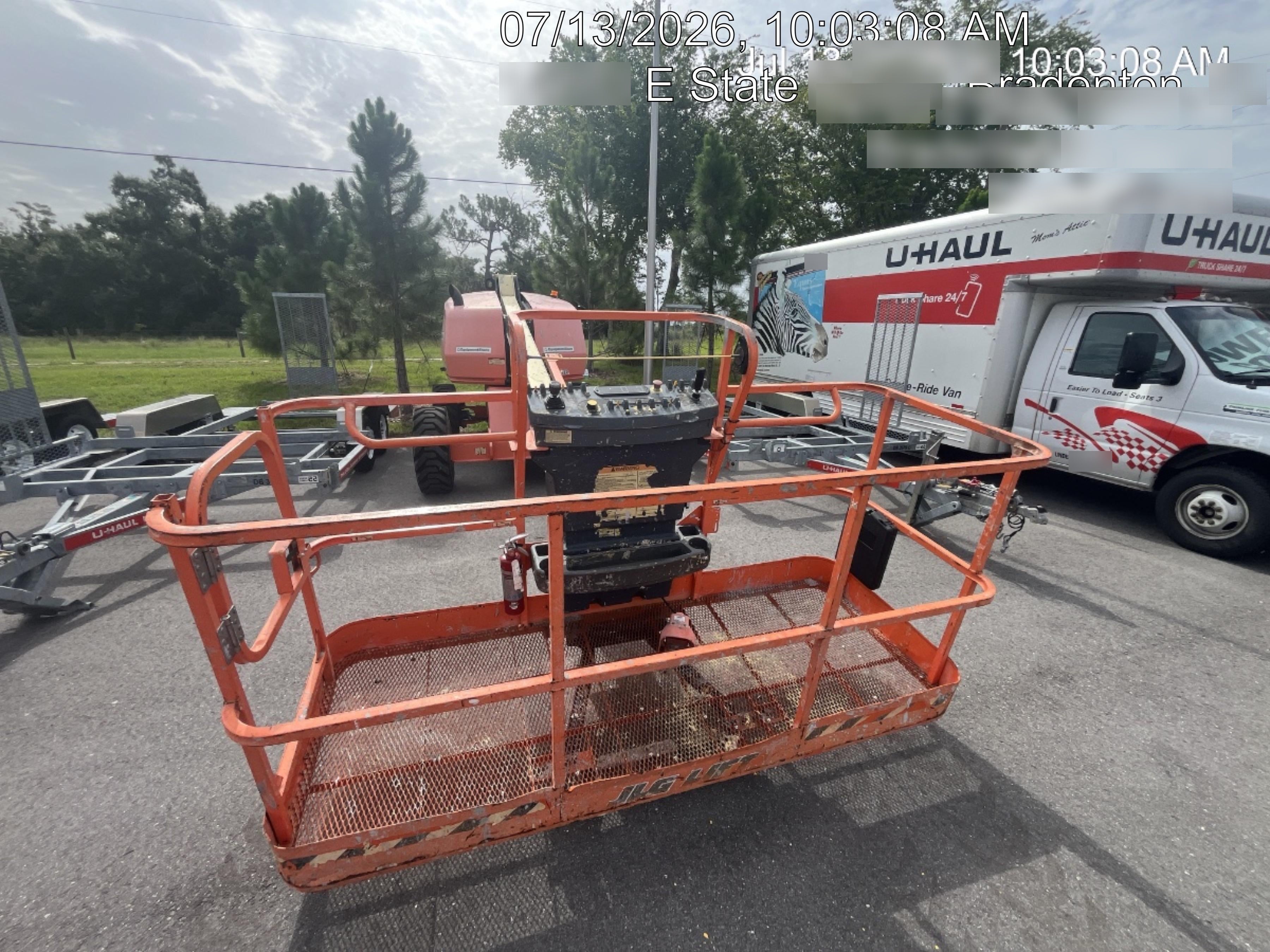 2021 JLG 400S