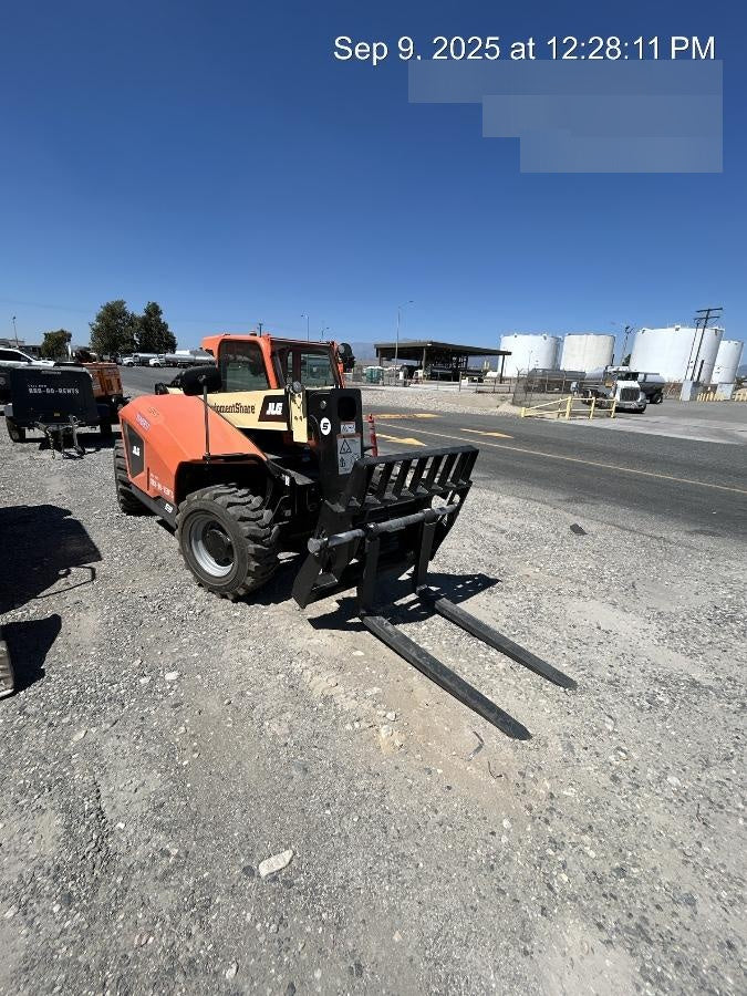 2025 JLG 519