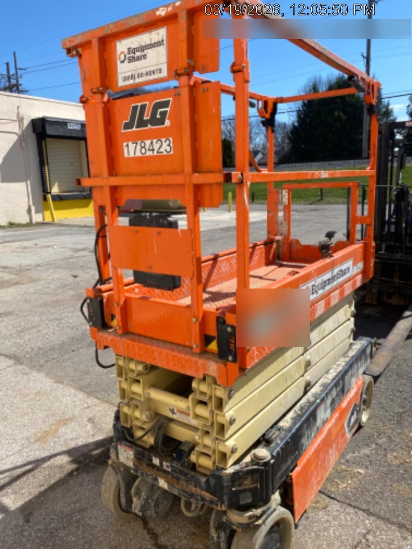 2021 JLG ES1932