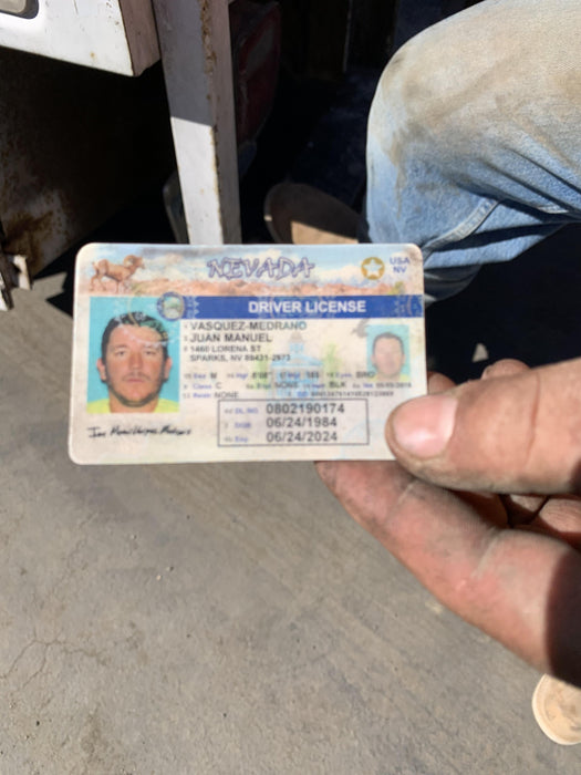 Allmand NLV3GR (4) LED Light Fixture 350W, 23' Vertical Mast, 3kW Prime, Towable, Deep Sea L401, Leveling Jacks, Yanmar T4F 5.8hp