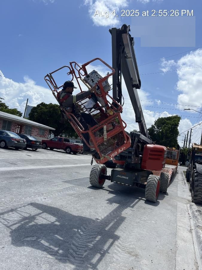 2022 SKYJACK SJ60 AJ+