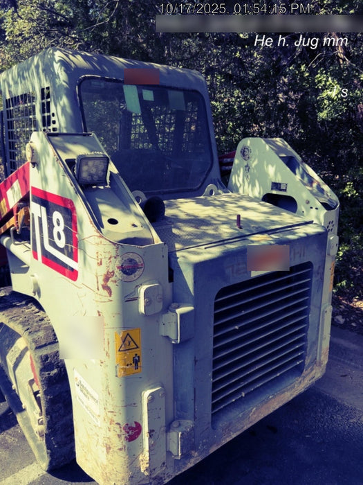 2019 Takeuchi TL8W Canopy, 15" Wide Rubber Tracks, Back-up Alarm, Front & Rear Working Lights, Auxiliary Hydraulics, Two-Speed Travel, Electronic Monitoring System w/76" HD Dirt Bucket with 8 Teeth, 20.3 cubic feet Capacity