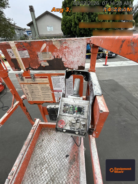 2022 JLG ES1932