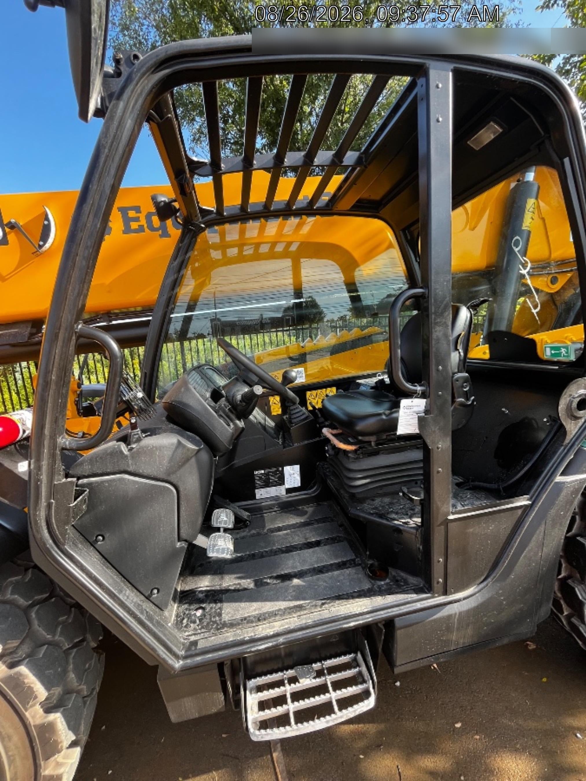 2026 JCB 510-56