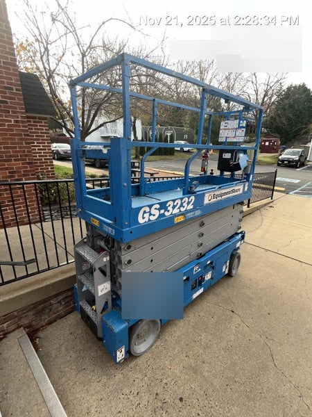 2022 GENIE GS-3232
