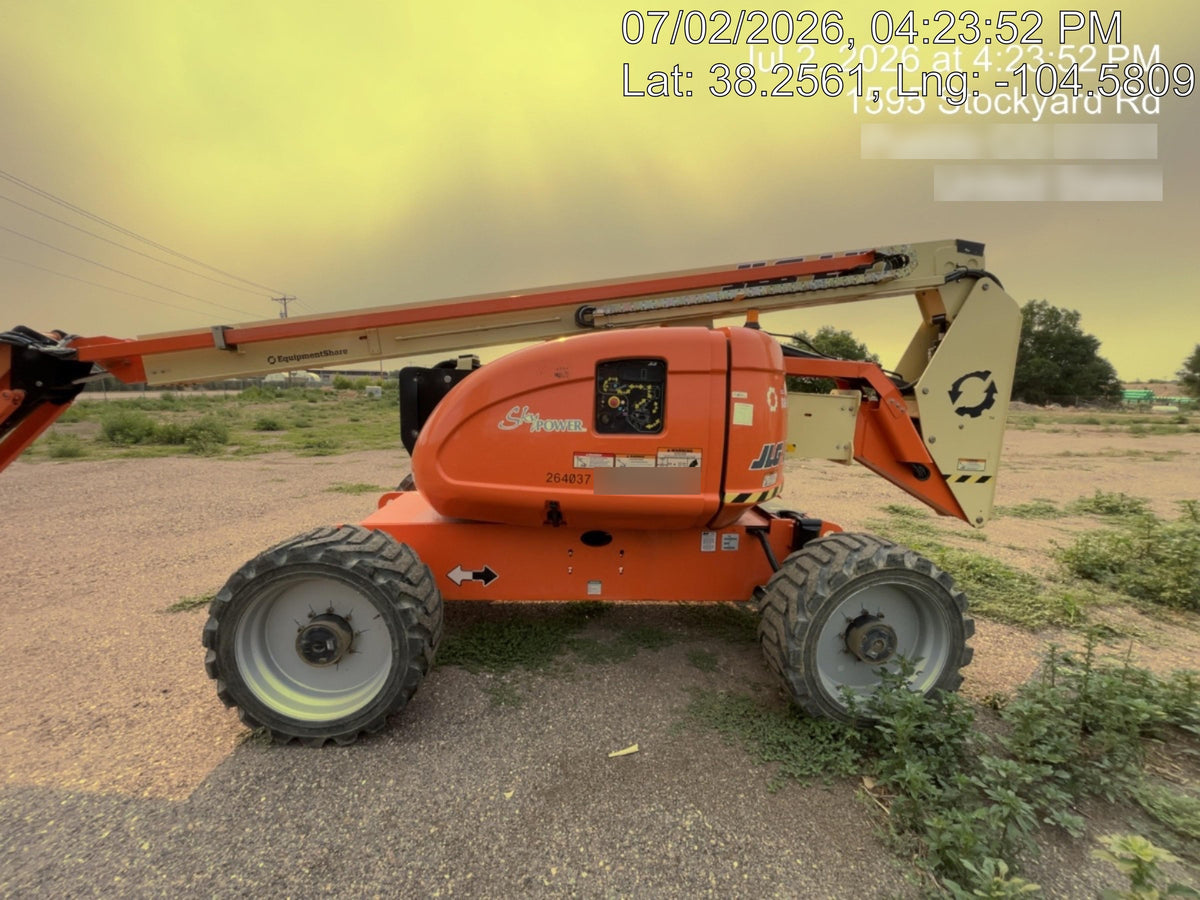 2022 JLG 600AJ