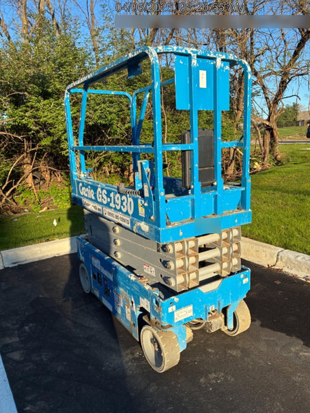 2018 Genie GS-1930 Genie GS-1930 w/Fixed Rail, Chain Entry