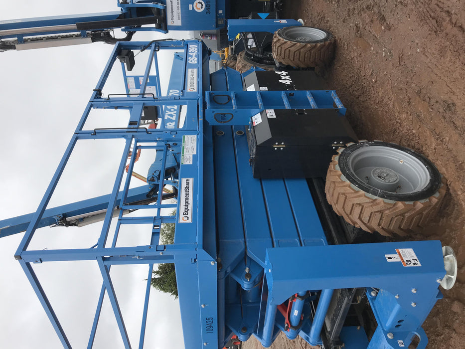 2020 GENIE GS-4390 RT