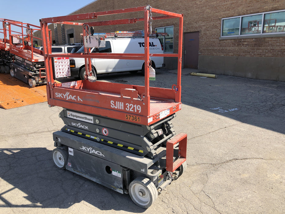 2018 Skyjack SJIII-3219 Standard Rental Specs