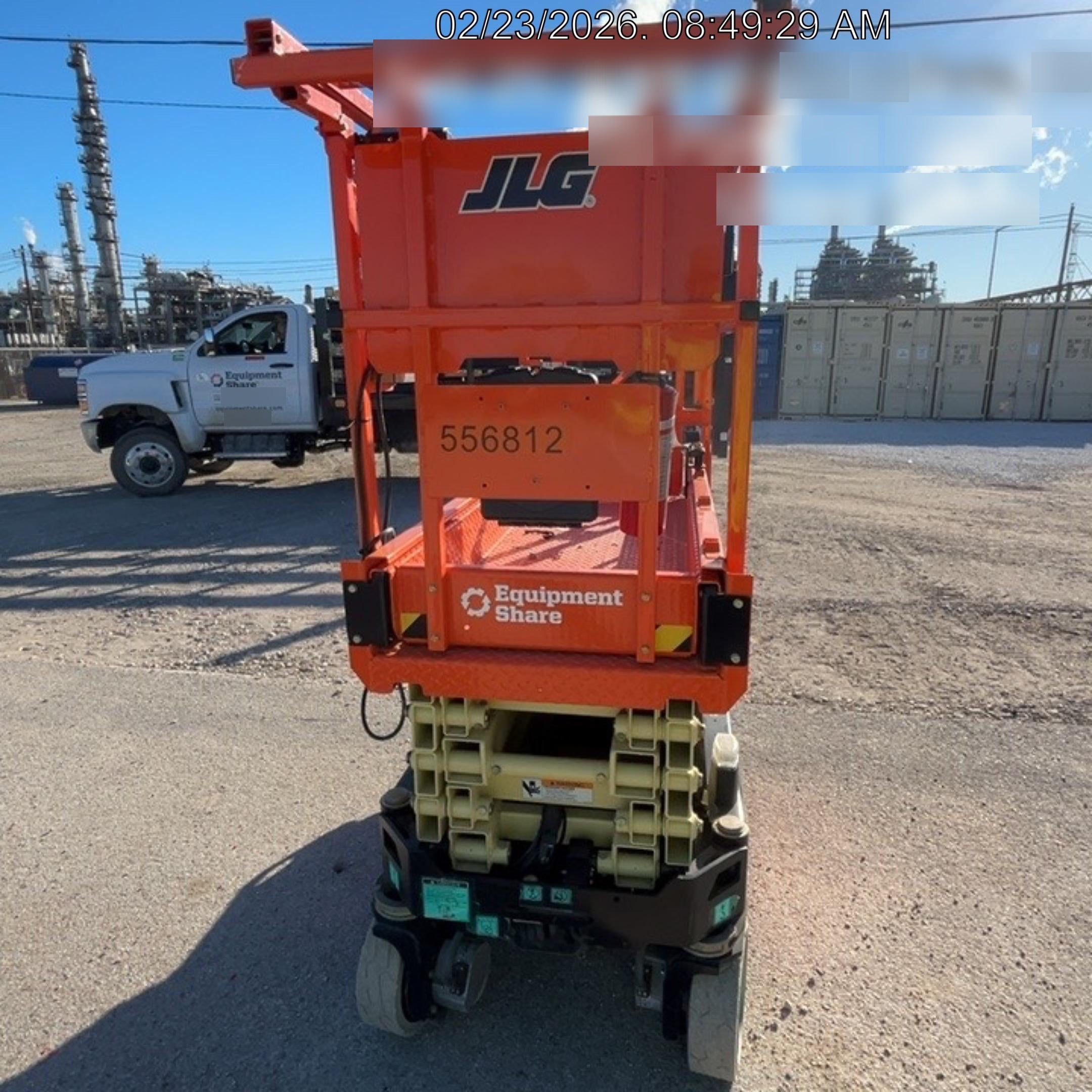 2025 JLG ES1932