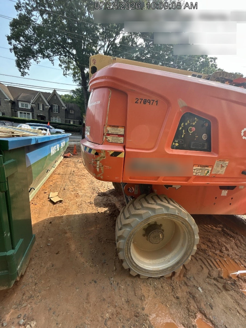 2022 JLG 660SJ