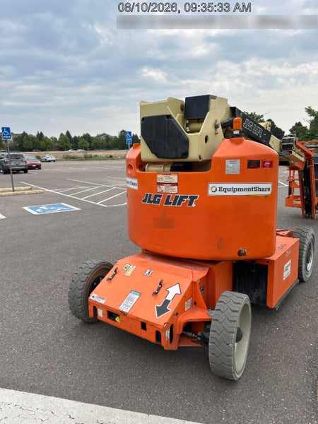 2019 JLG E400AJPN