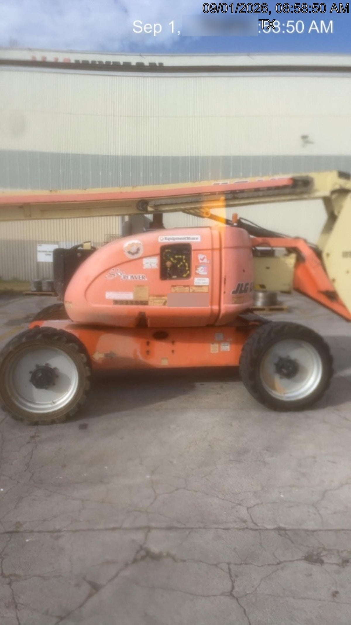 2019 JLG 600AJ