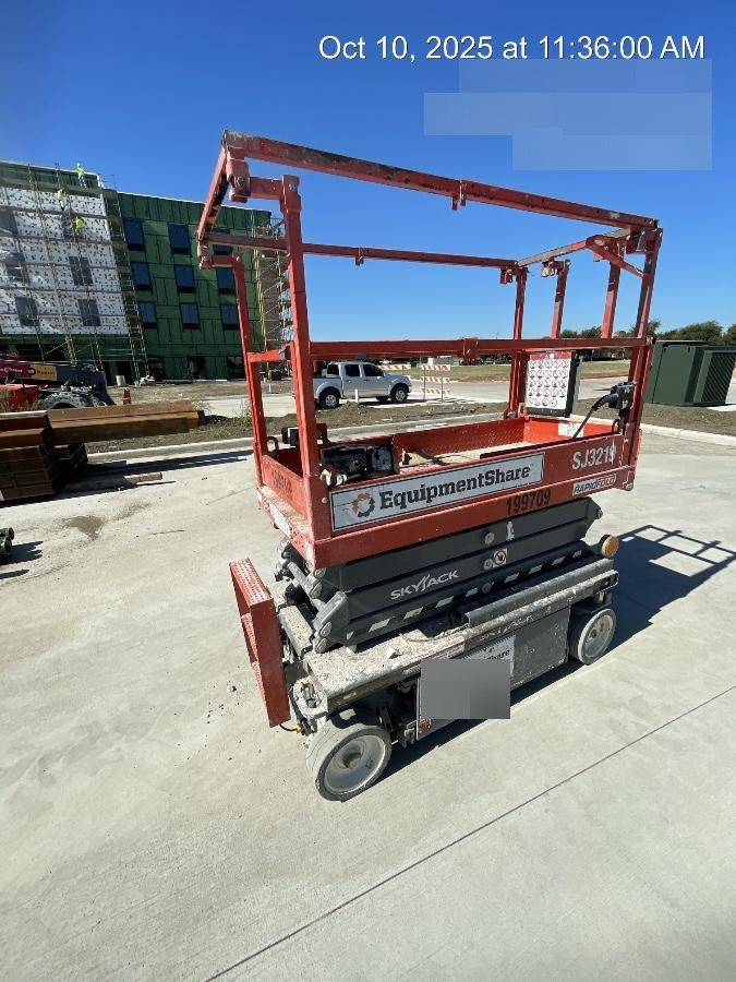 2021 SKYJACK SJ3219