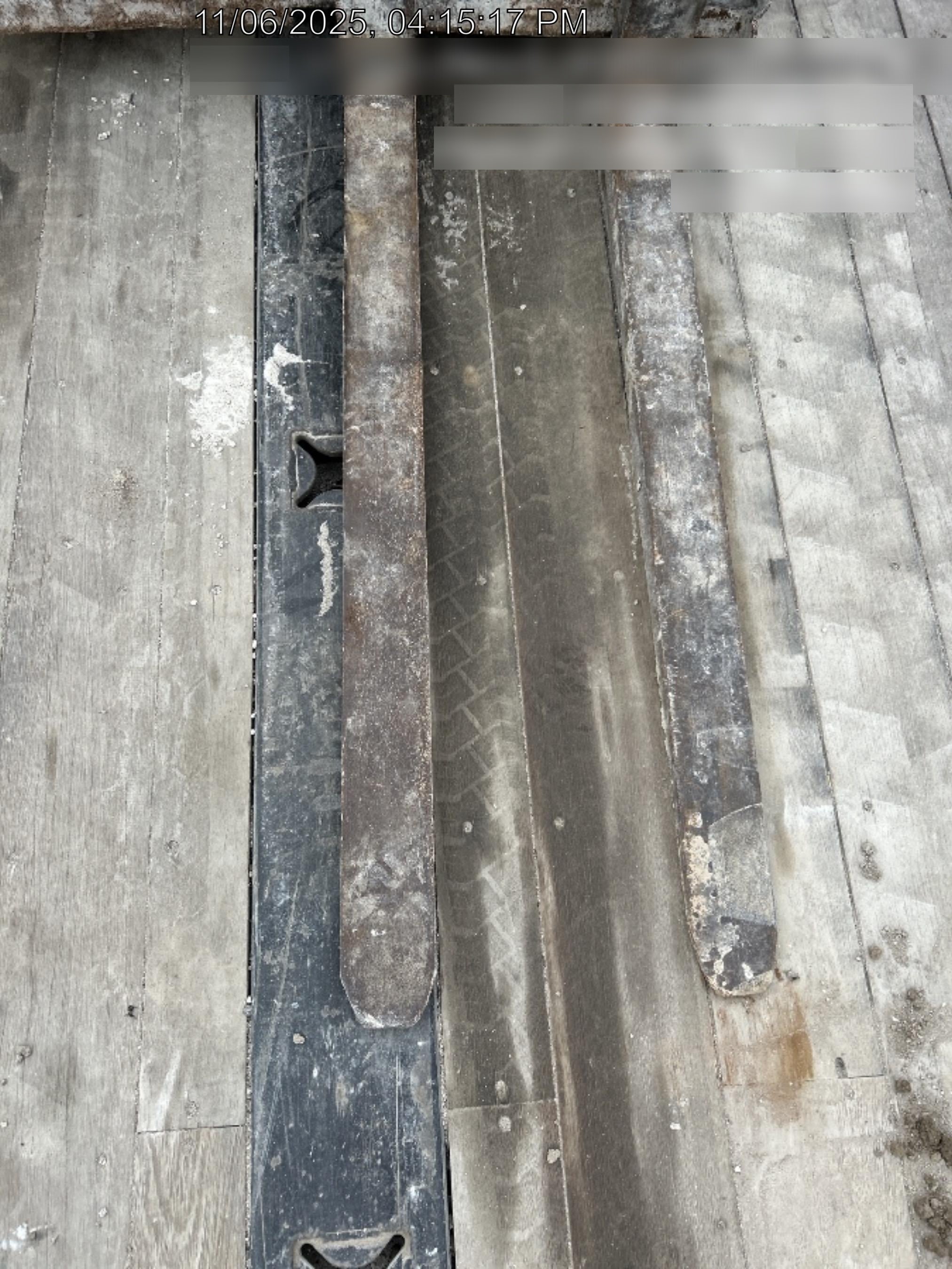 2017 FLECO 24" Pallet Forks - Fleco