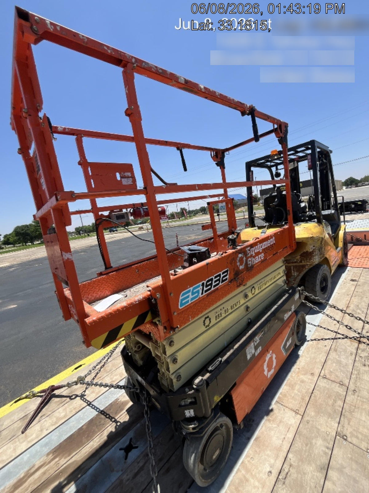 2023 JLG ES1932