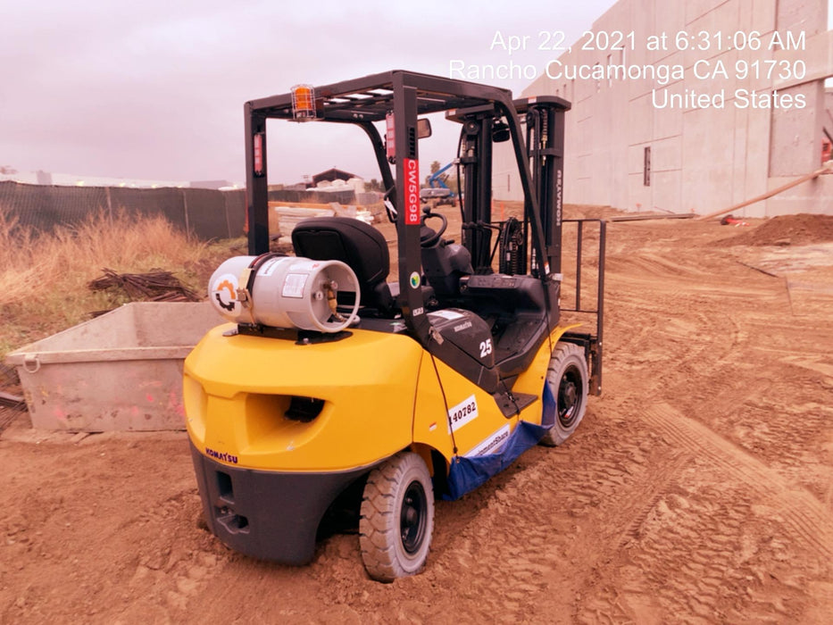 2021 KOMATSU FG25T-16