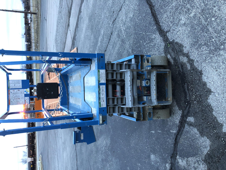 2019 Genie GS-1930 Fixed rails with chain Entry