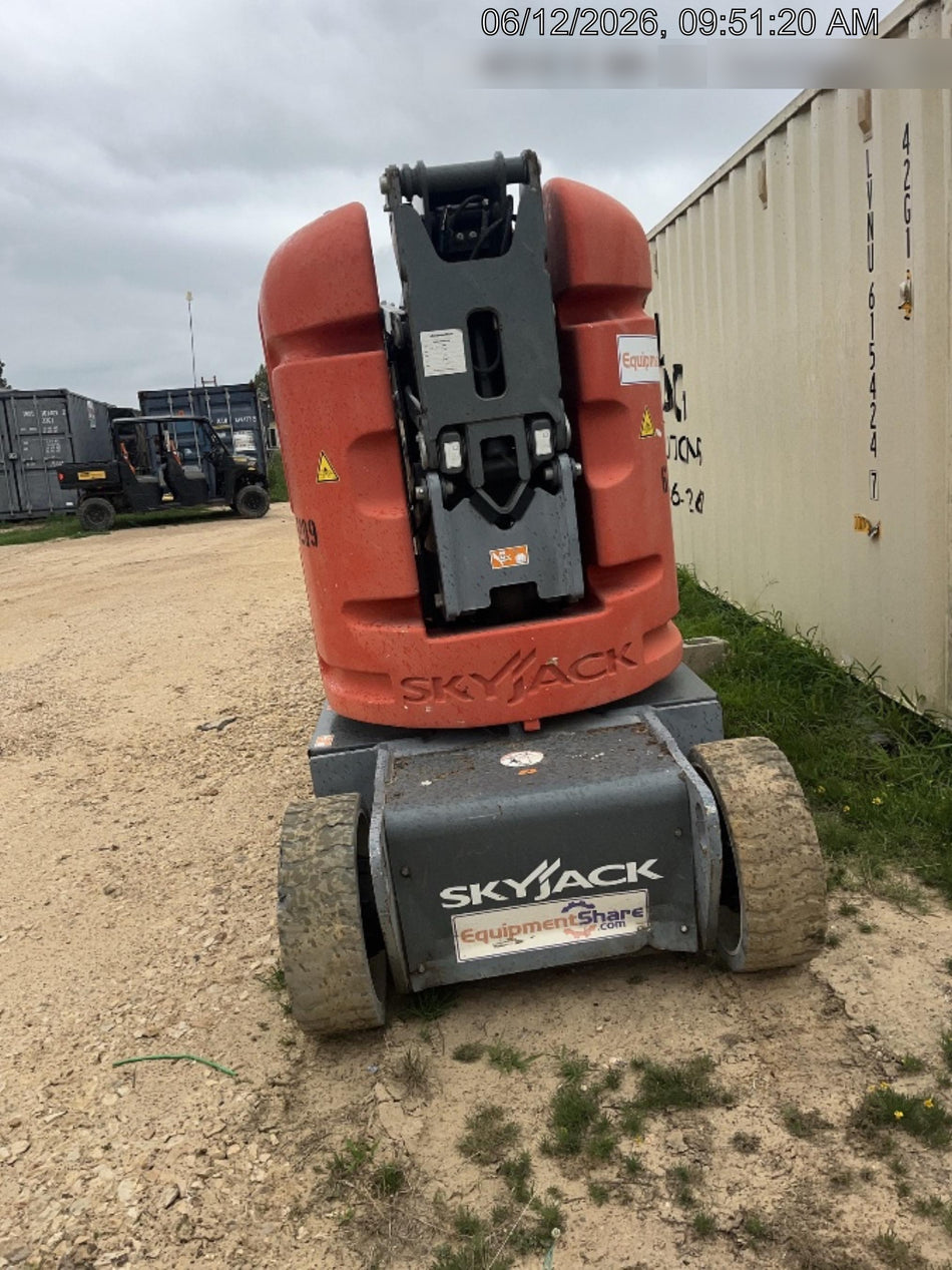 2017 SKYJACK SJ30 AJE