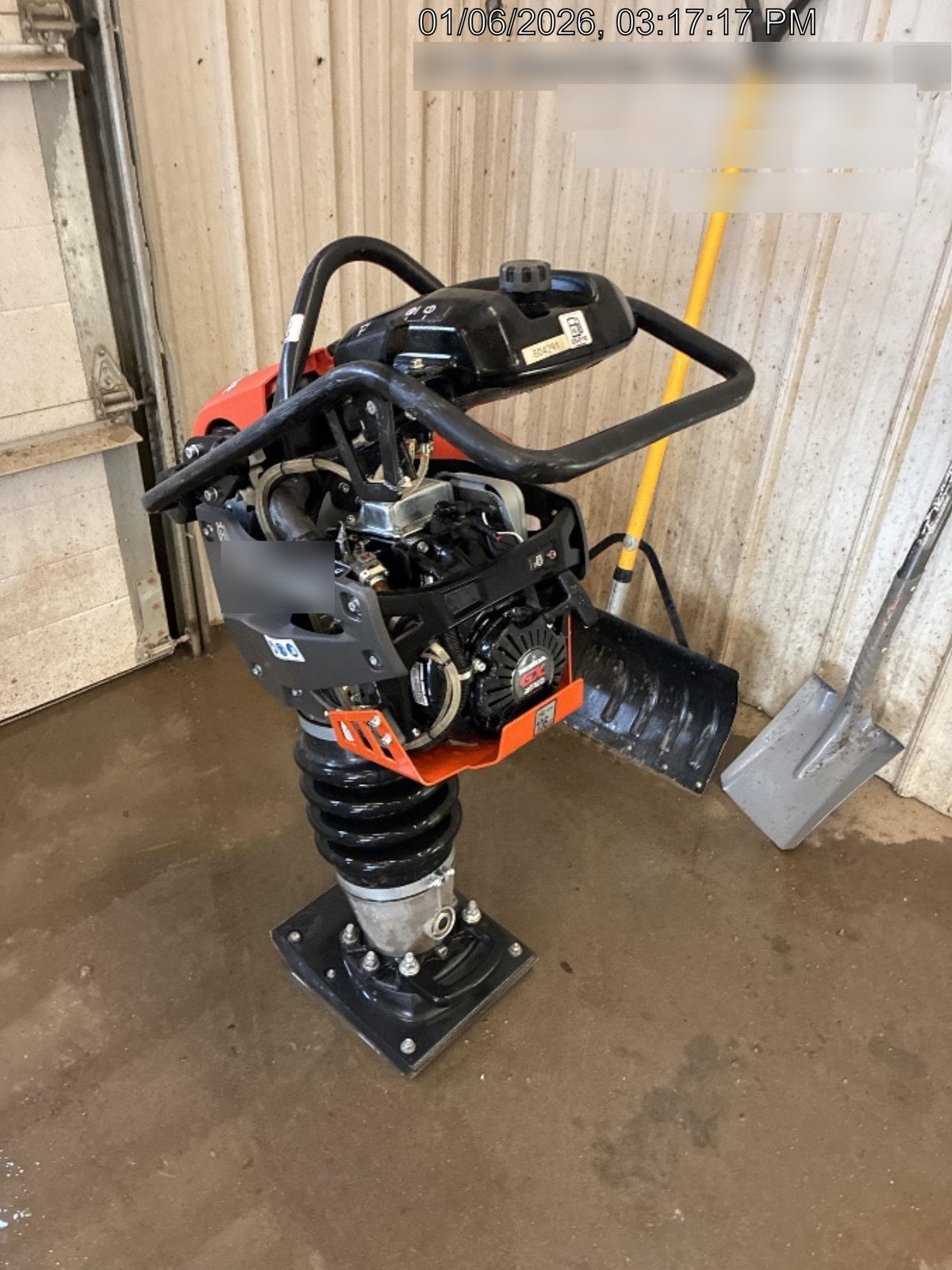 2025 HUSQVARNA LT6005