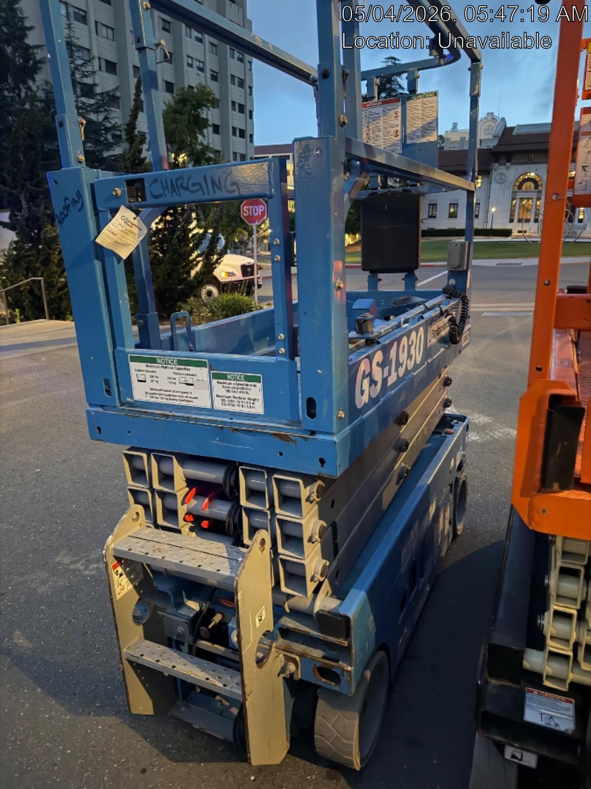 2020 Genie GS-1930 Solid Non Marking Tires, Beacon, Folding rails with half height swing gate, 800W Inverter