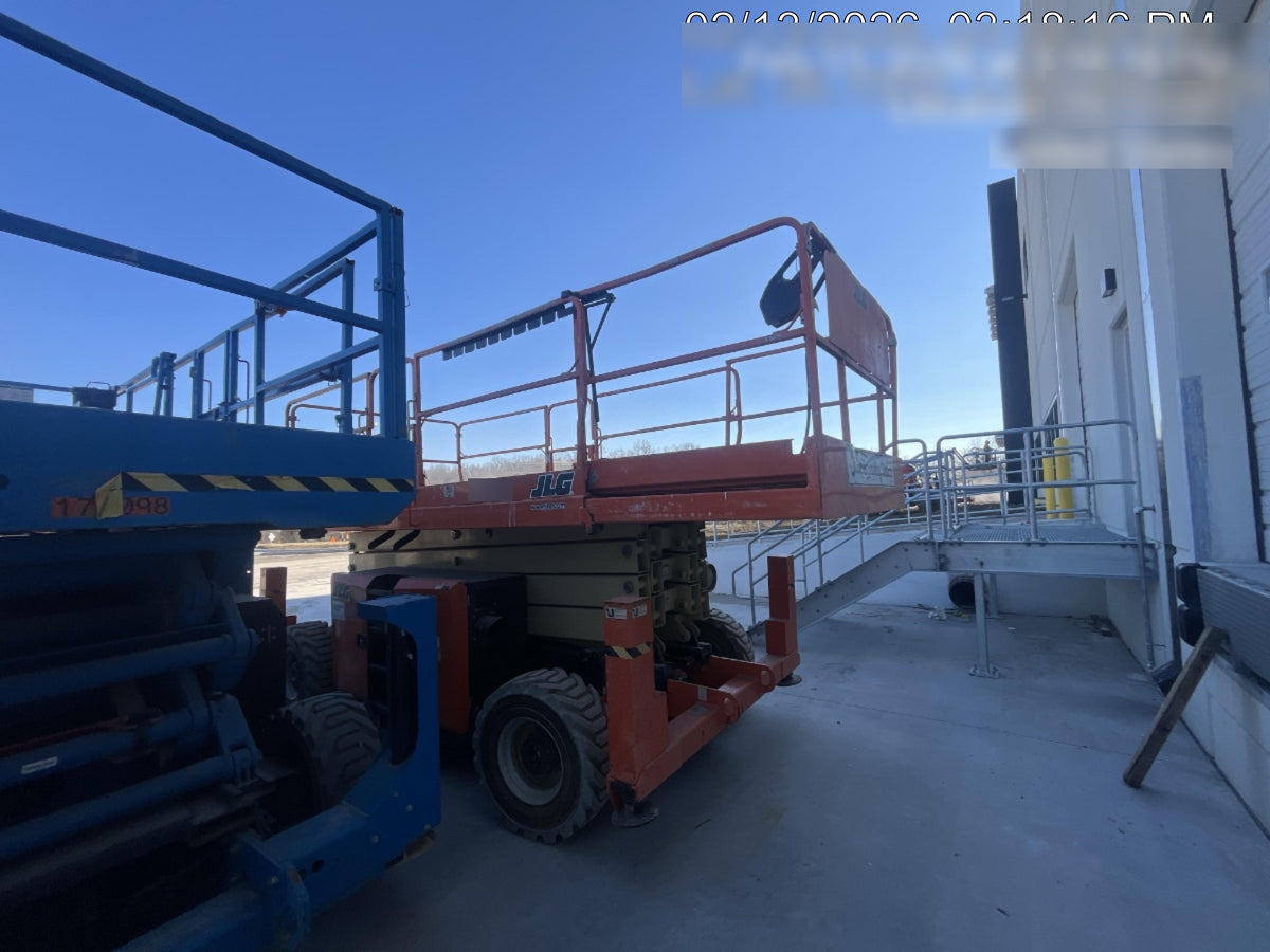 2019 JLG 430LRT