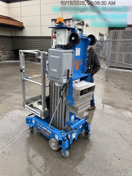 2021 GENIE AWP-30S DC