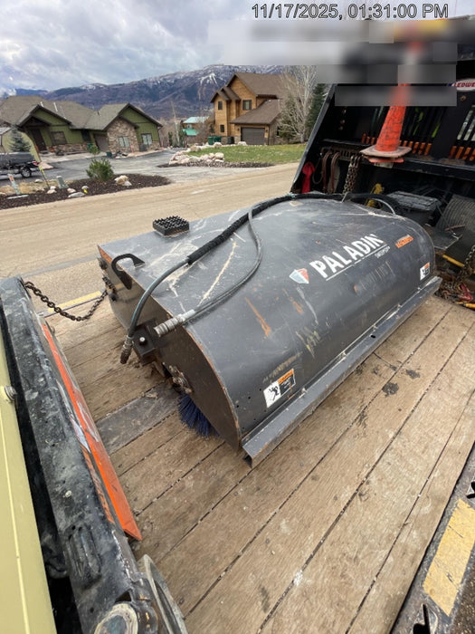 2021 PALADIN Sweepster SB72