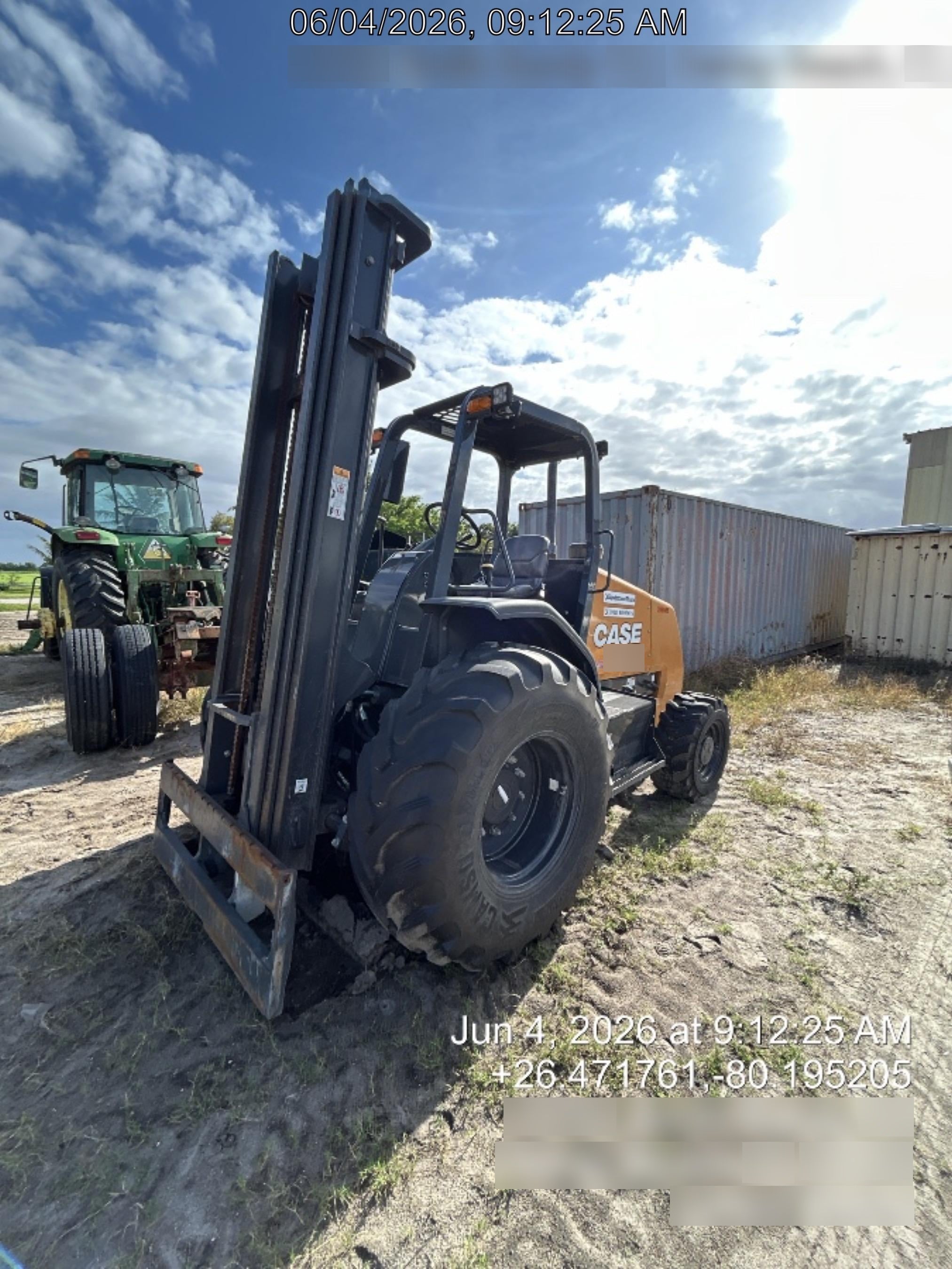 2022 CASE 588H