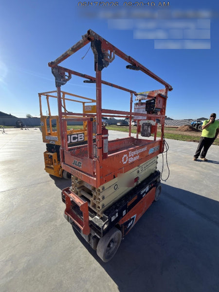2022 JLG ES1932