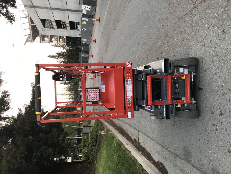 2020 Skyjack SJIII-3219 Solid NM Tires, Half height spring hinged entry gate, Dual Beacons, 800W Inverter