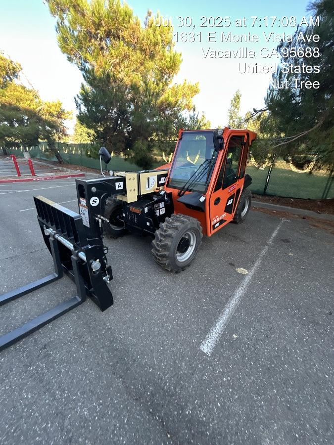 2025 JLG 519