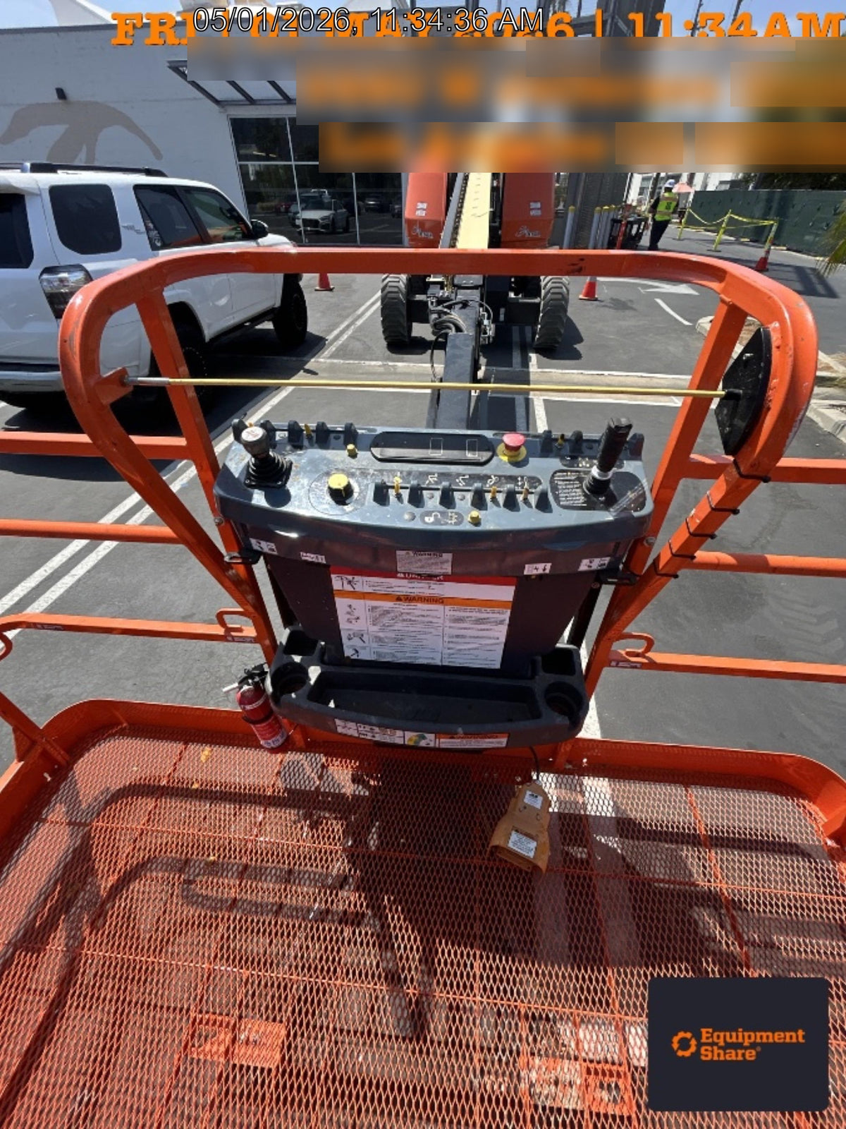 2025 JLG 660SJ