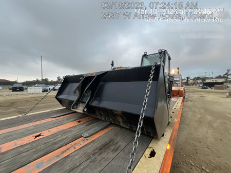 2025 JLG 1001100823