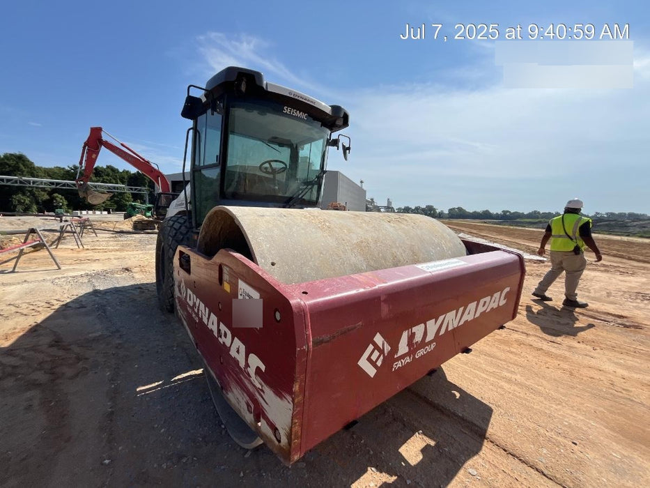 2023 DYNAPAC CA2500D