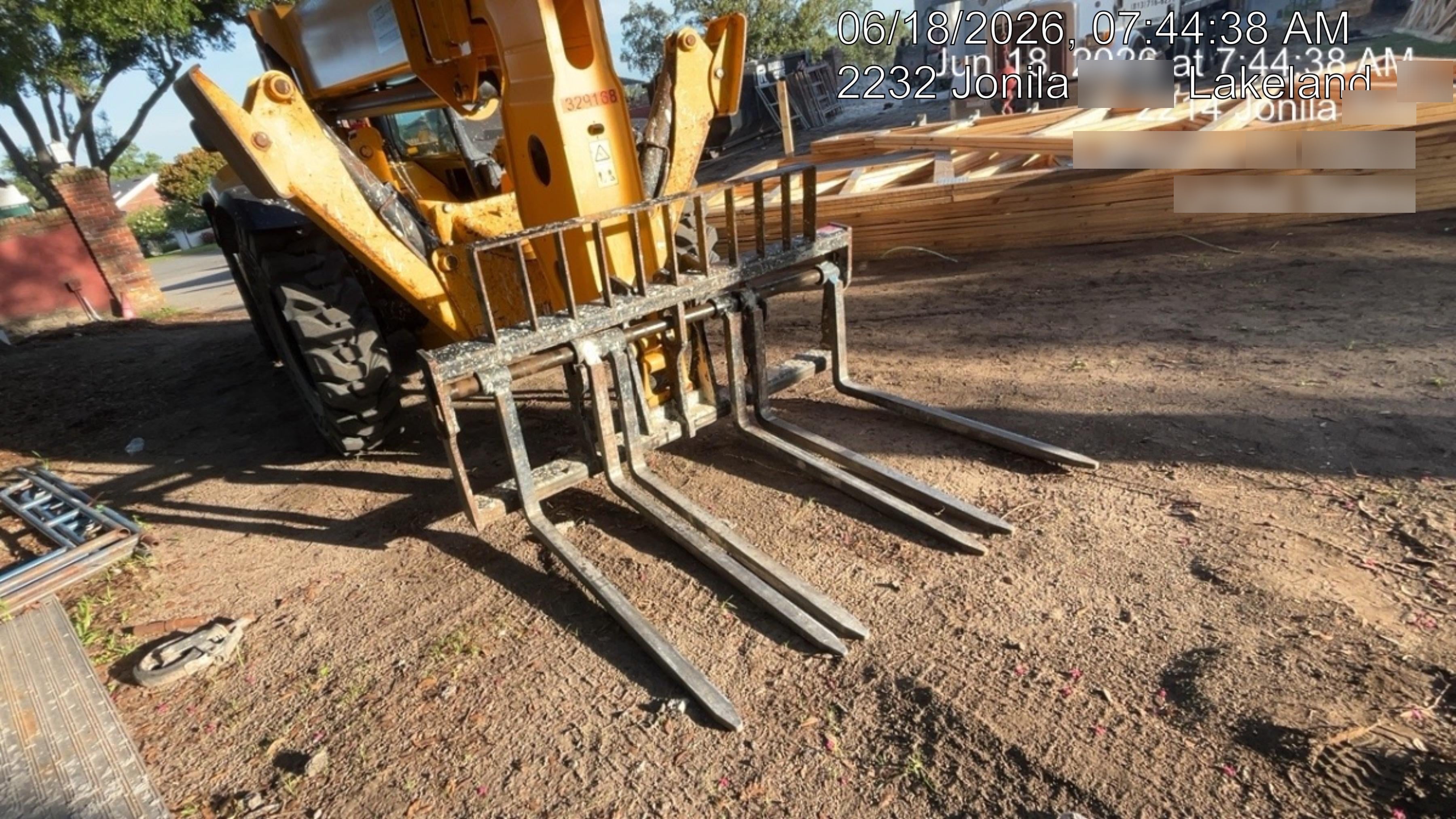 2023 JCB 510-56